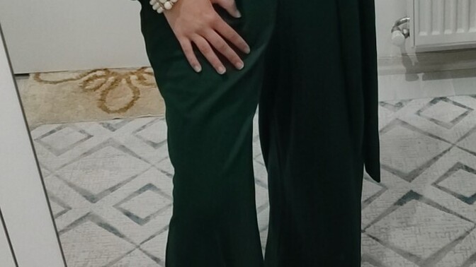 Arkadaşımın ablasının nişanına sade bir şey giymek istiyorum Sizce bu nişana uygun mu?