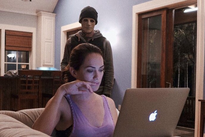 Psikolojik gerilim mi, yoksa jumpscare’li korku mu seni daha çok etkiler?