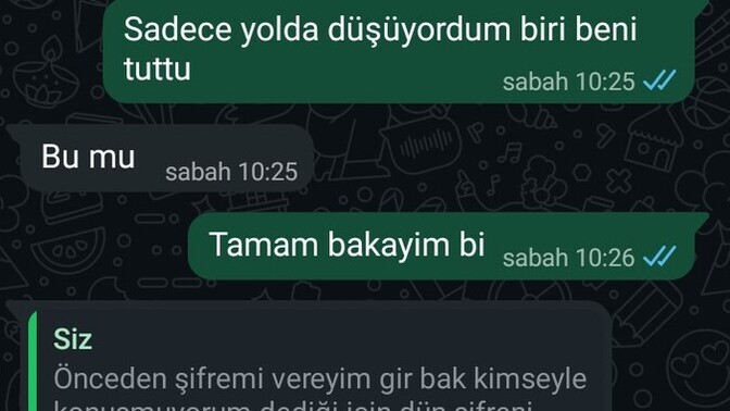 Herkesi bırak kendi kız kardeşin tarafından bile önemsenmemek ne acı değil mi bu hayatta?