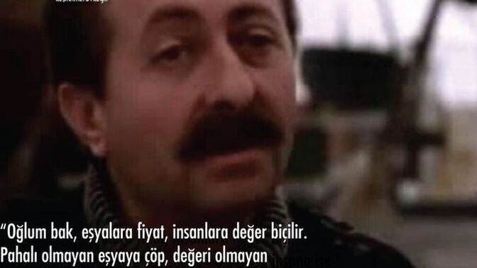 İnsanlar kendilerini cok yuksek gorup karsidakini kucuk gorunce ne zannediyorlar?