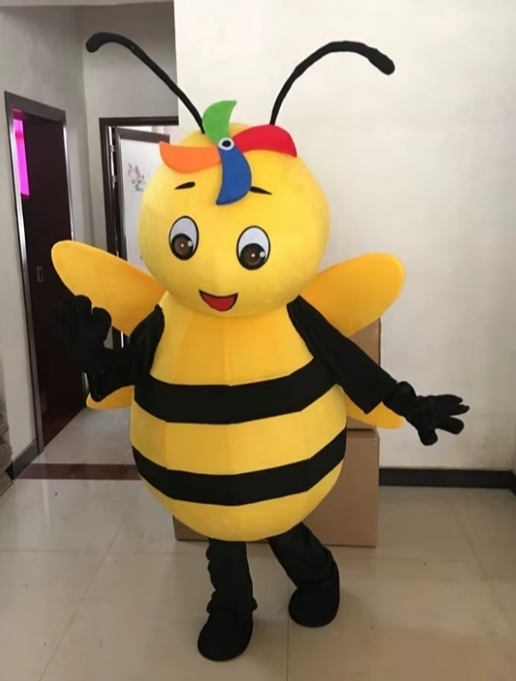 Sarı siyah sarı siyah giyinip eşek arısı gibi oldum 💛🖤?