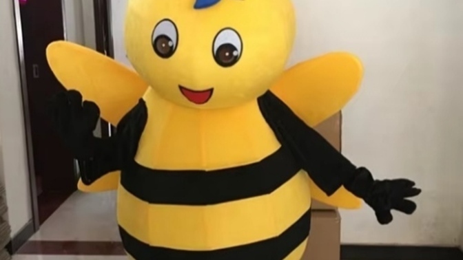 Sarı siyah sarı siyah giyinip eşek arısı gibi oldum 💛🖤?