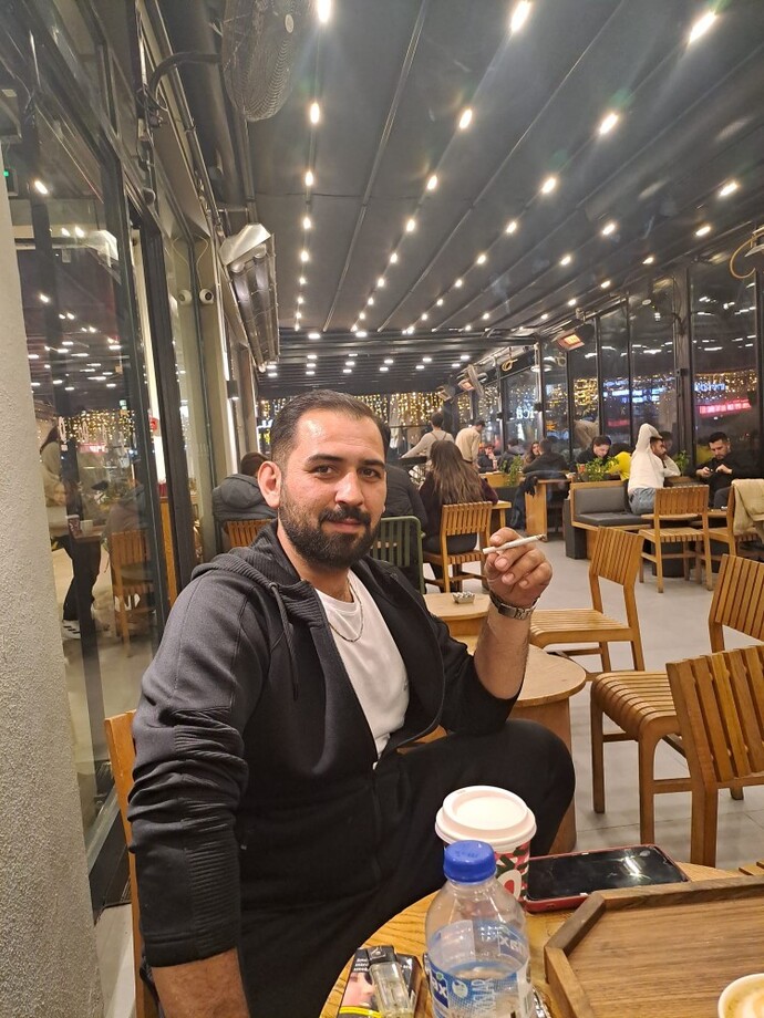 Sizin icin bir erkekde güven mi önemli para mı aşk mı?