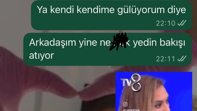 Kendi kendinize gülüyor musunuz?