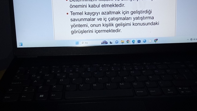 Ders çalışıyorum nabersiniz askolar?