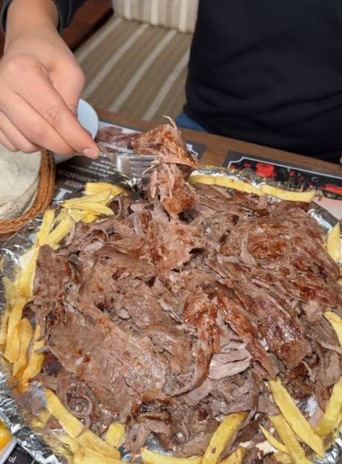 1 kilo et döner yiyebilir misin?