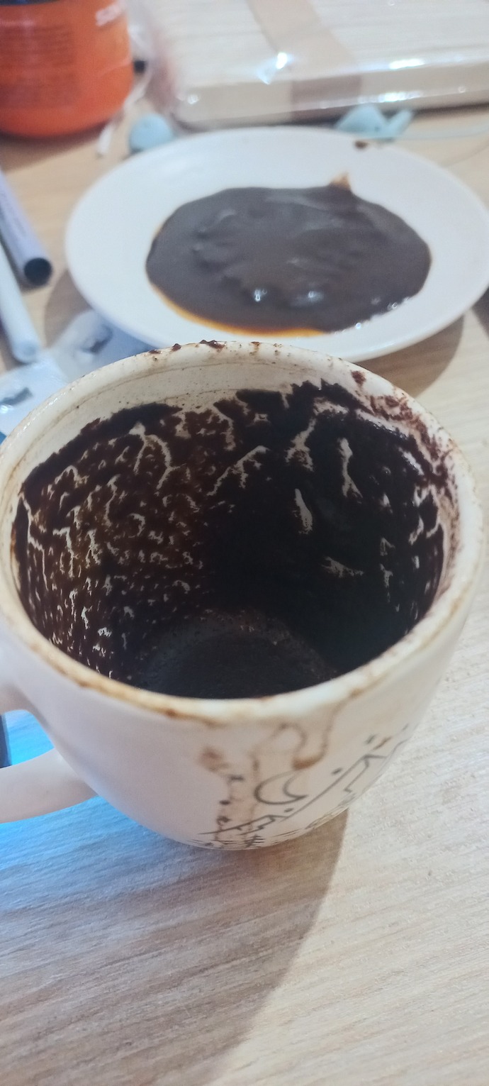 Kahve fali bakabilen varsa bakar misiniz? kahve falimda ne cikmis hi?