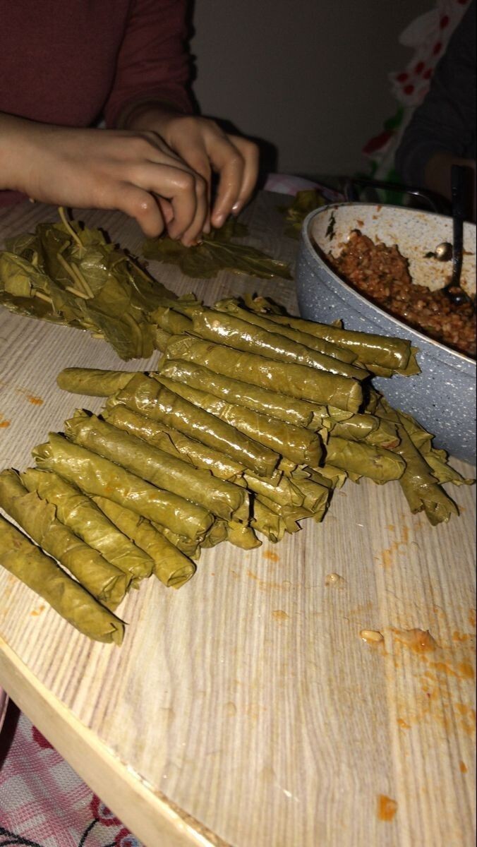 Bana yaprak sarması sarar mısınız?