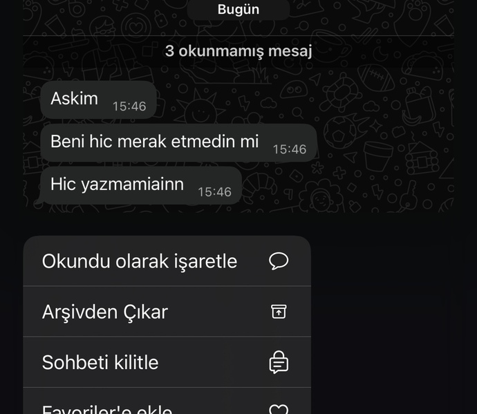 Bunu yazan erkek neden yazar hiç şimdiye kadar bir erkeğin böyle yazdığını görmedim?