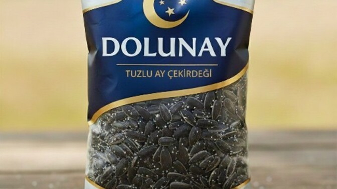 Tuzlu ay çekirdeğini nasıl yiyor sunuz?