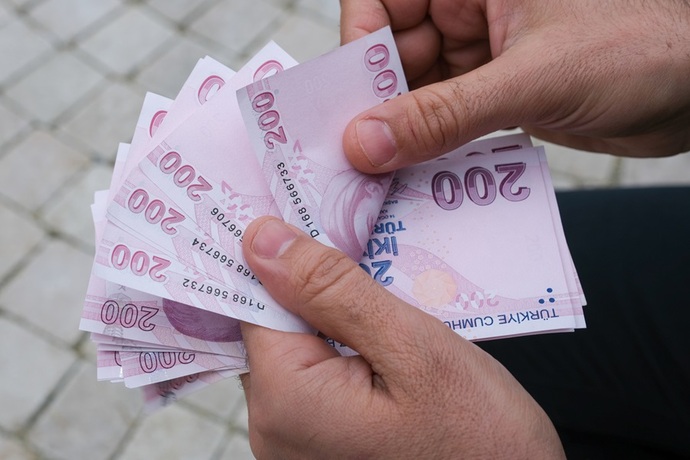 Asgari ücret belli oldu.28.075TL! Bu tutar sizce yeterli mi?
