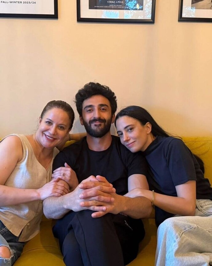Sevdiğinin ailesi seni asla istemiyor. Vazgeçer misin, çabalar mısın?