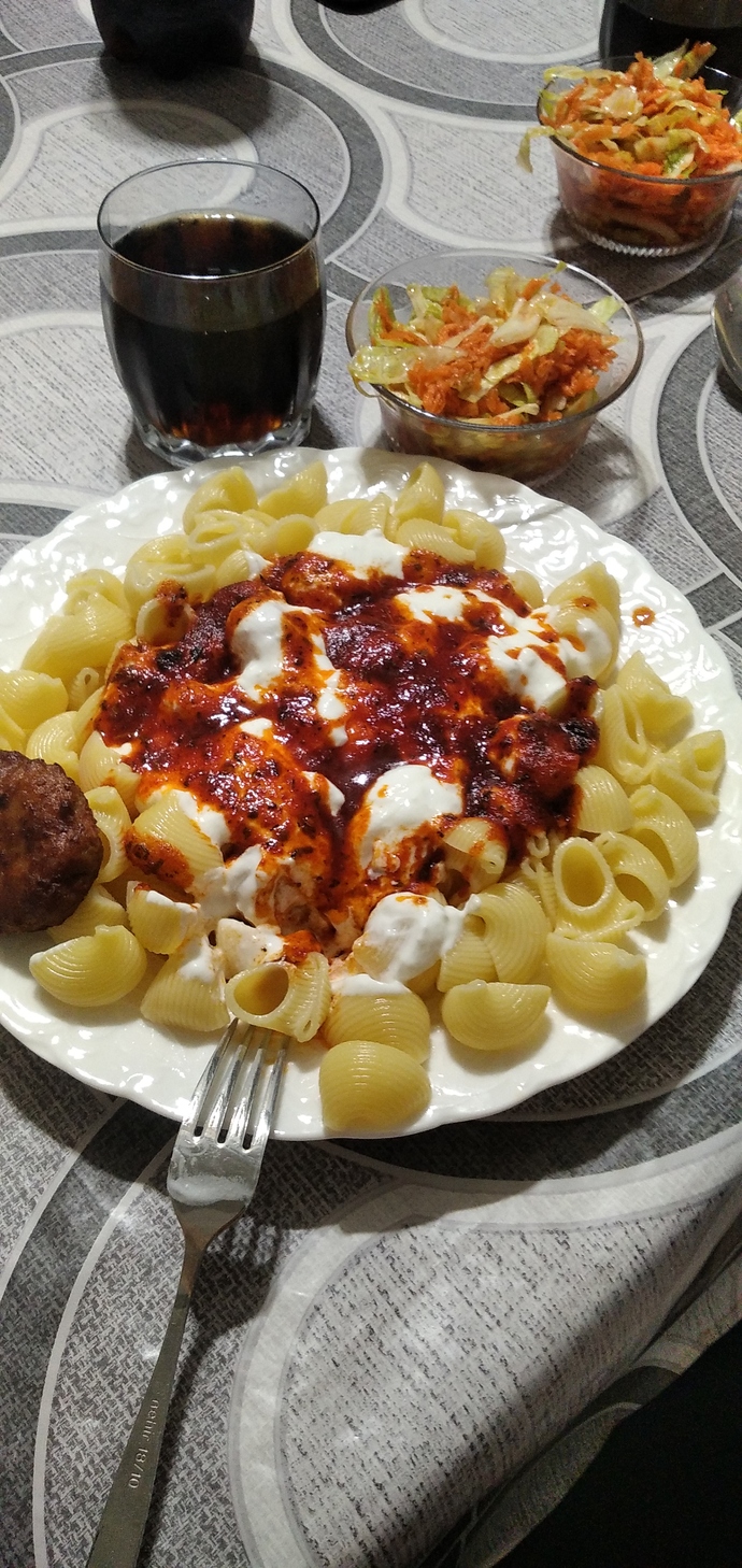 Makarna sevmeyen yoktur herhalde nasil seversiniz?