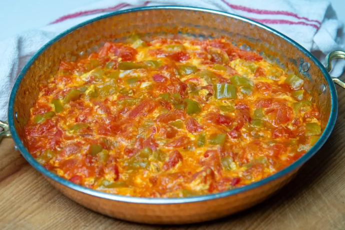 Menemen soğanlı mı soğansız mı seversiniz?