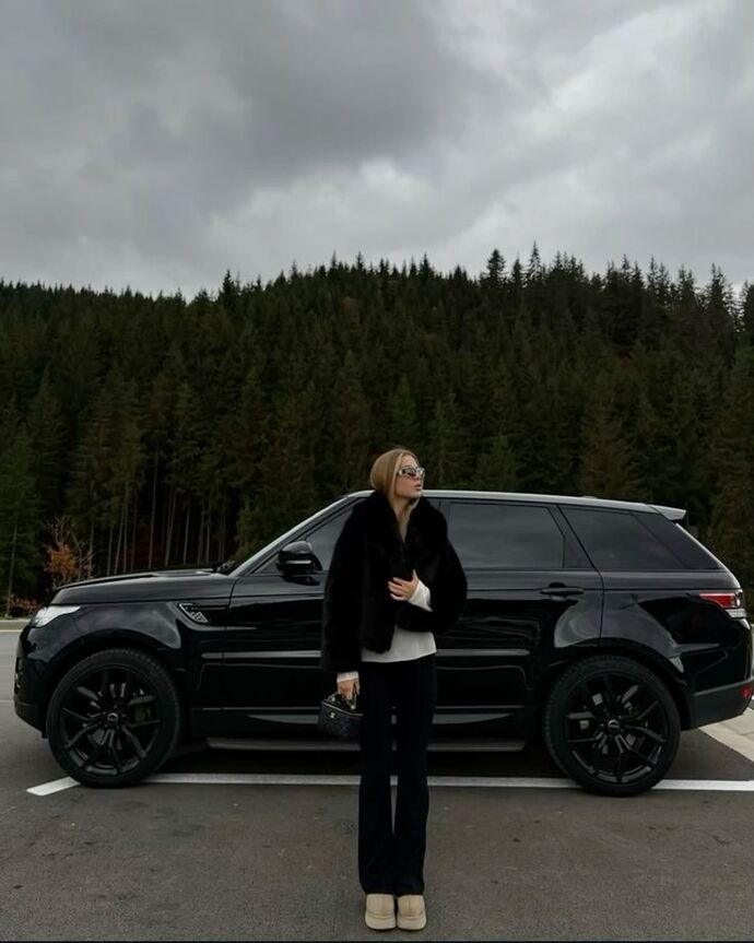 Kadınlara en çok yakışan araba Range Rover olabilir mi?