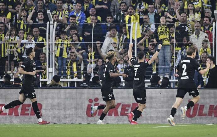 2025in en çok derbi kazanan takımı Beşiktaş! Sizce Beşiktaş bu istatistiği 2026 yılında da sürdürebilecek mi?