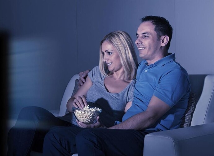 Film izlemeye üşendiğiniz oluyor mu?
