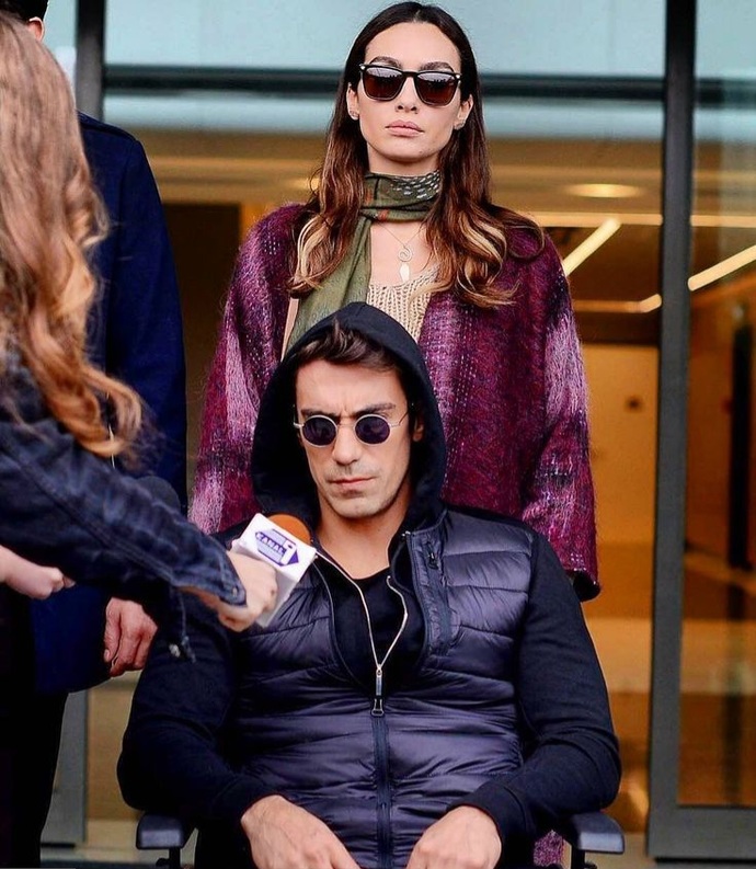 Sevgilinizin herkesle aşkımlı canımlı konuşması sizi rahatsız eder mi?