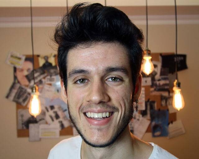Siz ayrı eve çıkacaksınız ama sadece youtuberlerden birinizi yanınıza almak gerek kimi seçerdiniz ev arkadaşı için anketleyiniz?