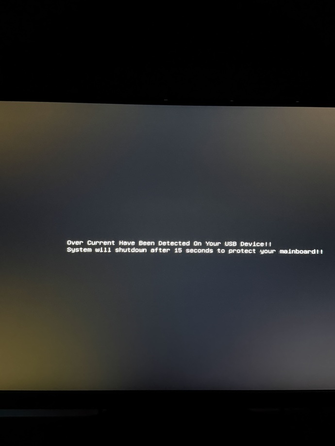 Mouse Takınca Bilgisayarı Kapatıyor?