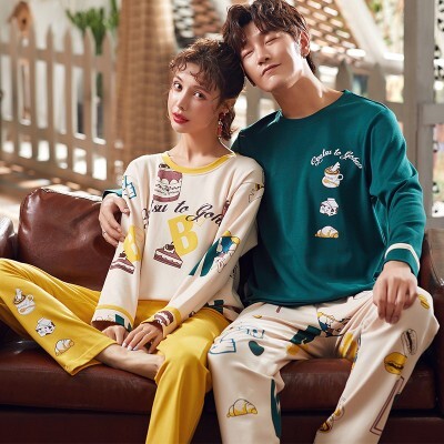 Hangi cinsiyetin pijama hali daha sevimli?