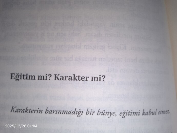Eğitim mi karakter mı?