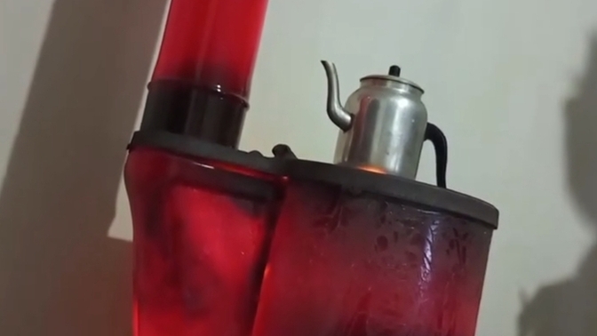 Günaydınlar efendim🤭 suyu koydum ısınsın çay demleyecem bi afiyet olsun alır mıyım?🤭🤭🤭?
