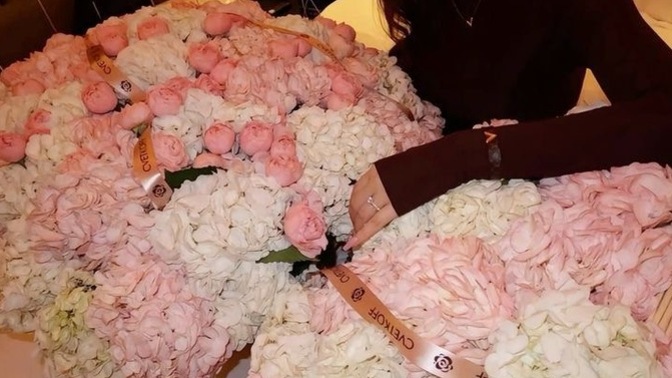 Sağlıklı bir ilişki için en azından ilgi göstermek adına çiçek almak önemli değil midir?