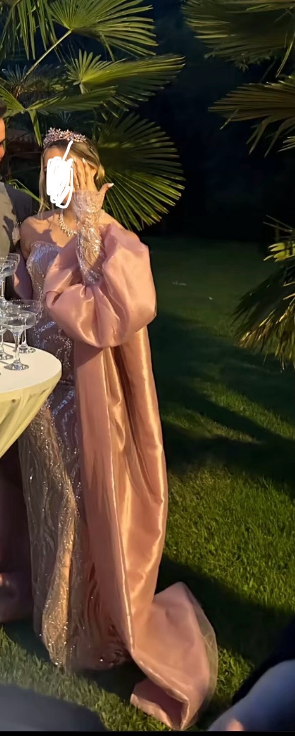 Sizce nişan için bu elbise nasıl? salon tutup yapıcaz?