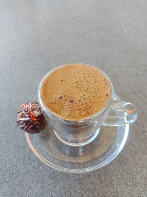 Kim kocaman bir Türk kahvesi içmek ister?