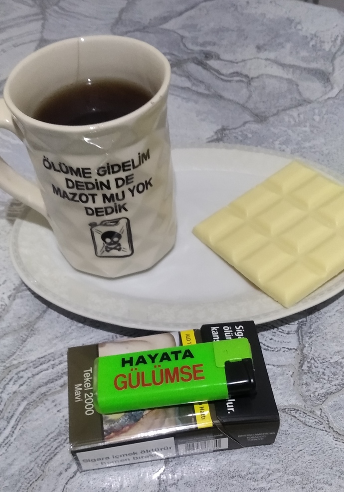 İyiki sevgilim yok 😂 soğukta buluşmaya da gidemezdim hee 🤣