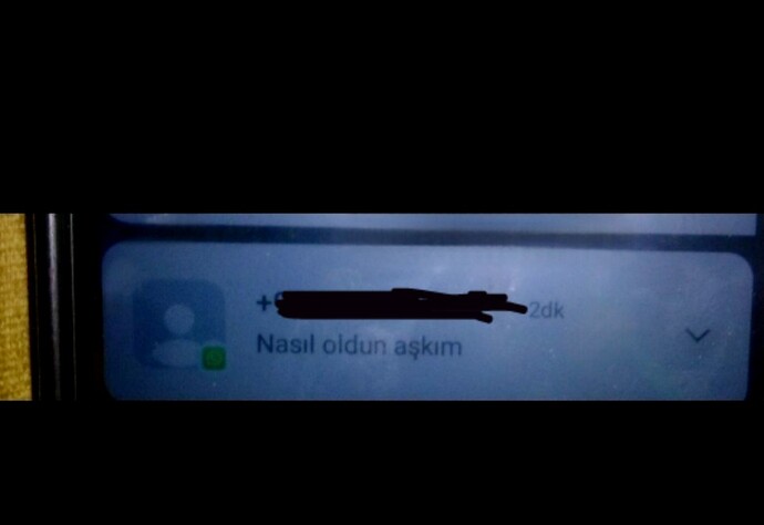 Eski telefonunda, ayrıldığın kişinin mesajına denk geldin mi?