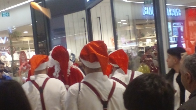 Noel amcadan ne diliyorsunuz en son ne getirmişti?