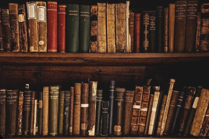 Bir kitap olsaydın adın ne olurdu söyleyeyim mi?