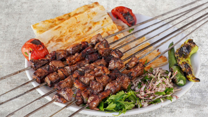 Akşam akşam ciğer yer misin?