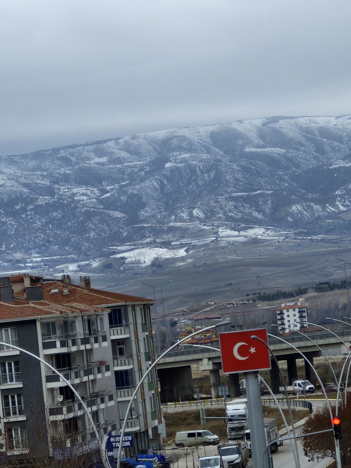 Sizin oraya da kar yağdı mı?