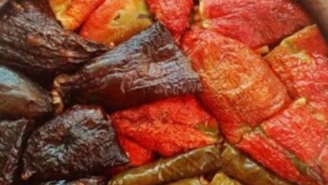 Dolma tabağında çatalın ilk hangisine gider söyleyeyim mi?