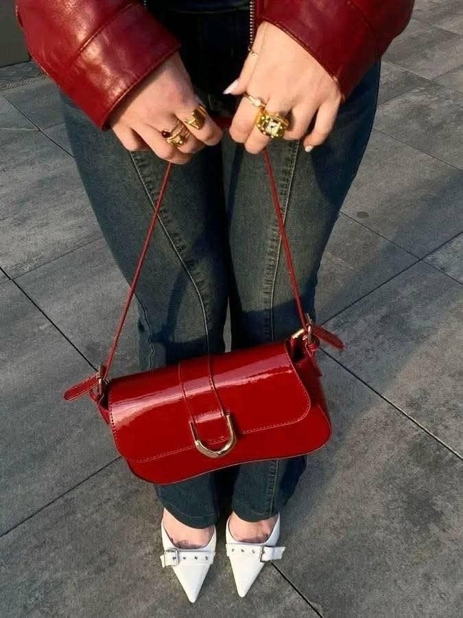 Moda sorusu sormadım ne zamandır ama Aklıma moda sorusu gelmiyor, ne sorayım moda ile ilgili size jxjd?