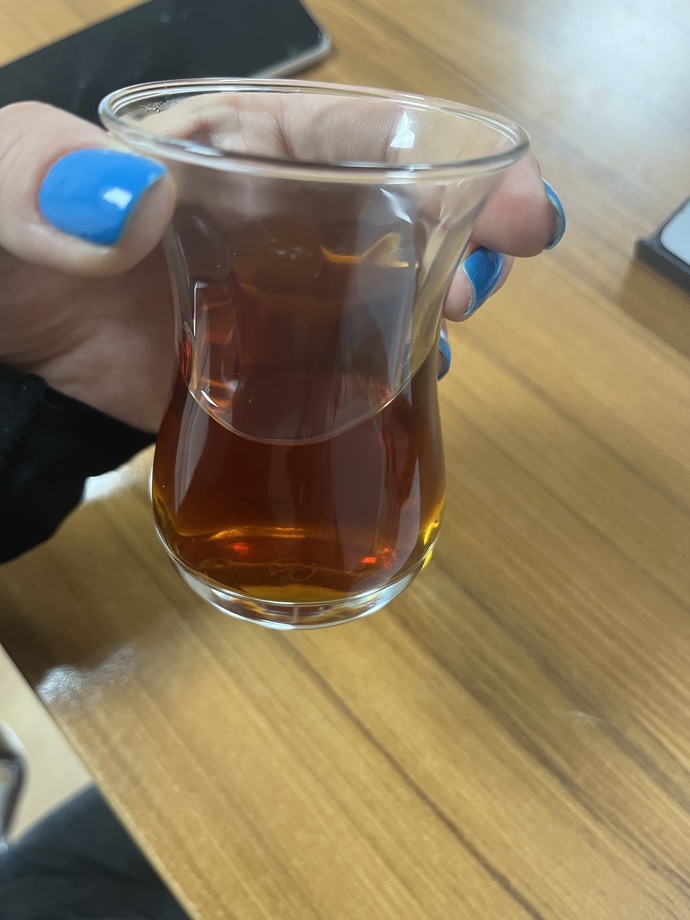 Ben size çay ısmarlayayım mııığğğğ?