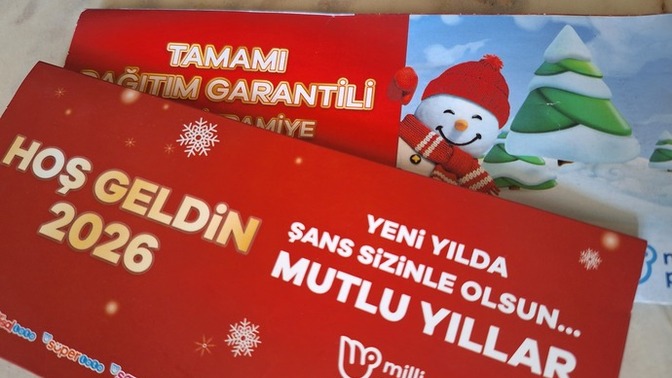 Yılbaşı piyango biletleri aldım hediyeler dağıtmak istiyorum çıkarsa , bana şans diler misiniz?