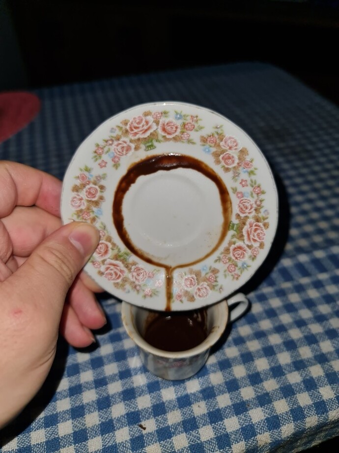 Bilenler kahve falıma bakabilir mi?