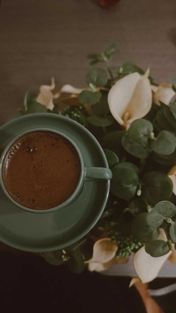 Bu yıl en çok kahve mi çay mı tükettiniz, hangisine düştünüz ☕️🍵?