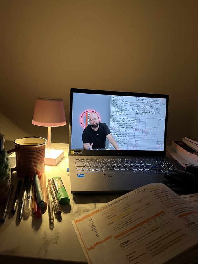 Bu adamın verdiği başka hiçbir hoca vermedi okul hayatımda?