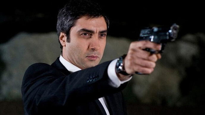 Paul Kellerman mı Polat Alemdar mı tercihiniz?