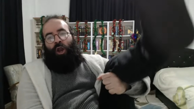 Bu adam ile yılbaşı kutlarmıydınız kutlasanız ne yapmak isterdiniz?