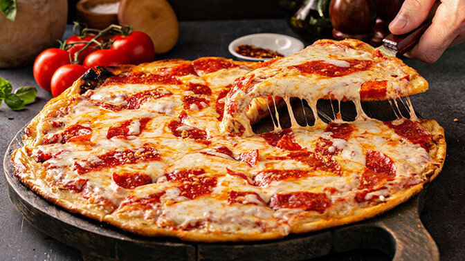 Akşam ne yediniz, yılbaşı akşamına özel pizza yaptım siz ne yediniz?