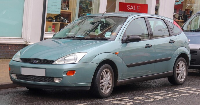 Ford Focus 1 nasıl araba sizce?