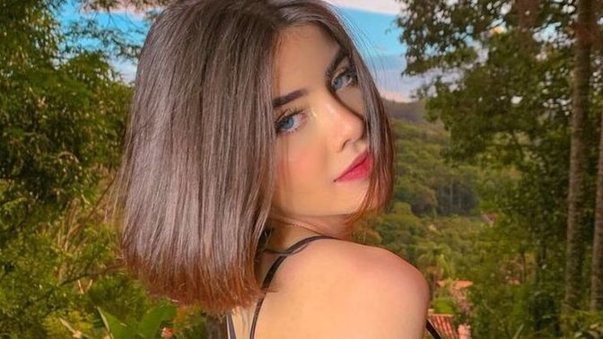 Kısa saçlı kadınları çekici ve havalı buluyor musunuz?