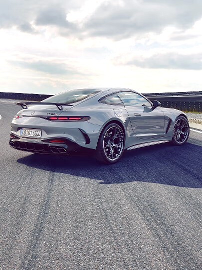 Aylik kazanciniz 1 1.5 milyon tl olsaydi hangi arabayi tercih ederdiniz?