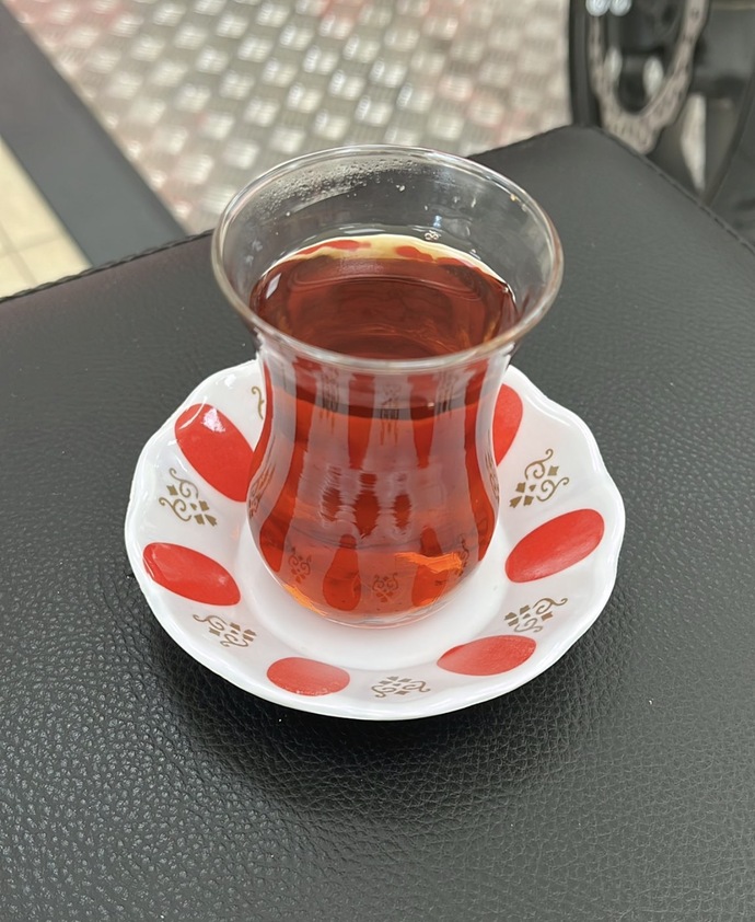 Bu çay tabağına bakınca nereye gittiniz?